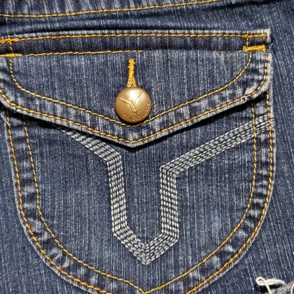 🔥SALE Vigoss Seattle Jean Shorts - Picture 3 of 6